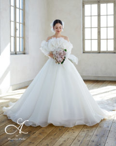 A by Hatsuko Endo：Camelia（カメリア）