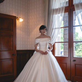 Bellezzabella（ベレッツァベッラ）フォルトゥーナ with ガザールショール - OD-681：ブライダルハウスささき：本店（山形市）